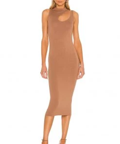 Brand new 🛒 Camila Coelho Chiara Dress 👗 In Mocha 🔔