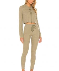 Best reviews of ⭐ Camila Coelho Evita Legging In Sage Green 😍 -Camila Coelho Store COEL WP30 V4