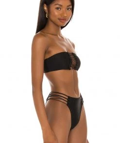 Deals π Camila Coelho Laura Top In Black π 7 Deals π Camila Coelho Laura Top In Black π -Camila Coelho Store COEL WX105 V2