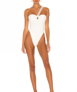 Hot Sale ❤️ Camila Coelho Artika One Piece In Cream 👍